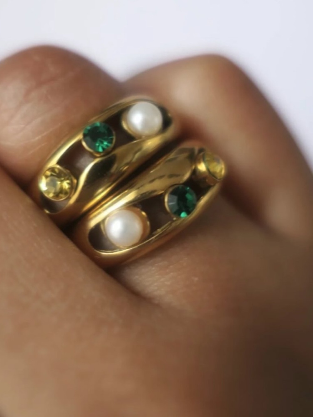 Gold Ring with Green and Pearl Stones